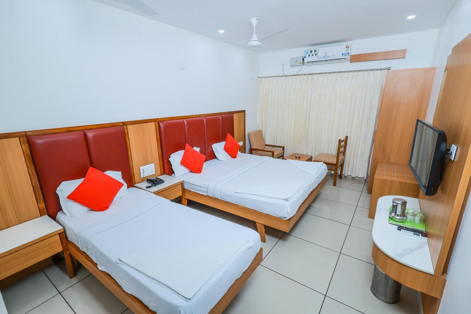 Hotel Janardana Удупі Екстер'єр фото