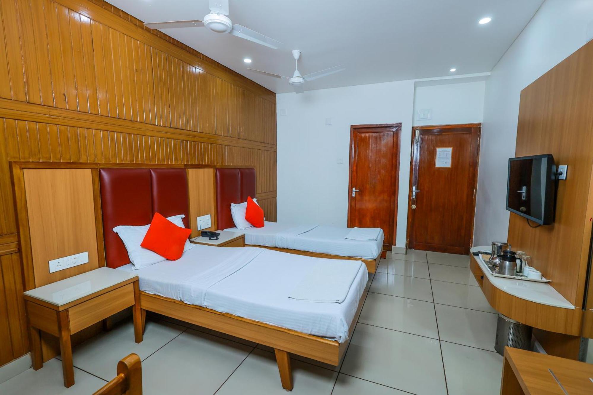 Hotel Janardana Удупі Екстер'єр фото