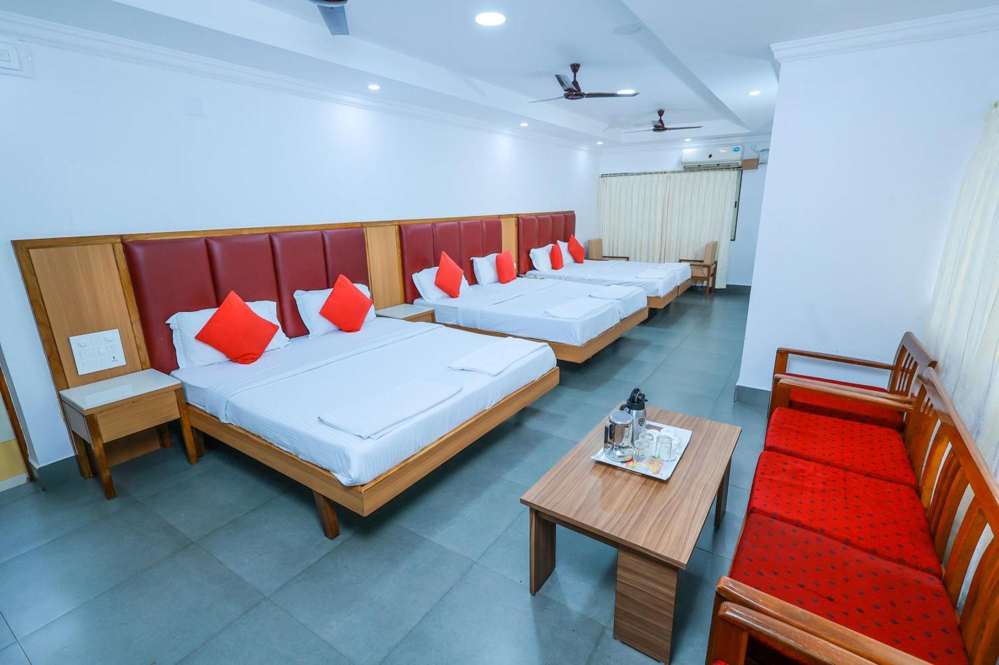 Hotel Janardana Удупі Екстер'єр фото